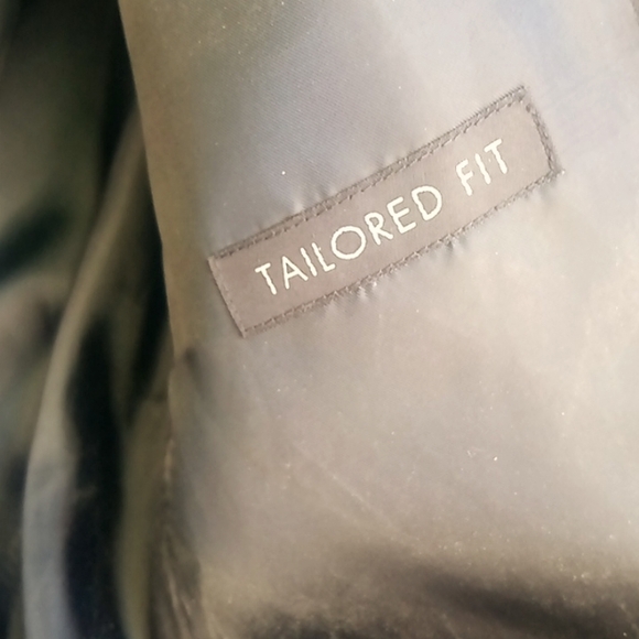 Formal suit coat black only worn like 2 times. - Picture 4 of 4